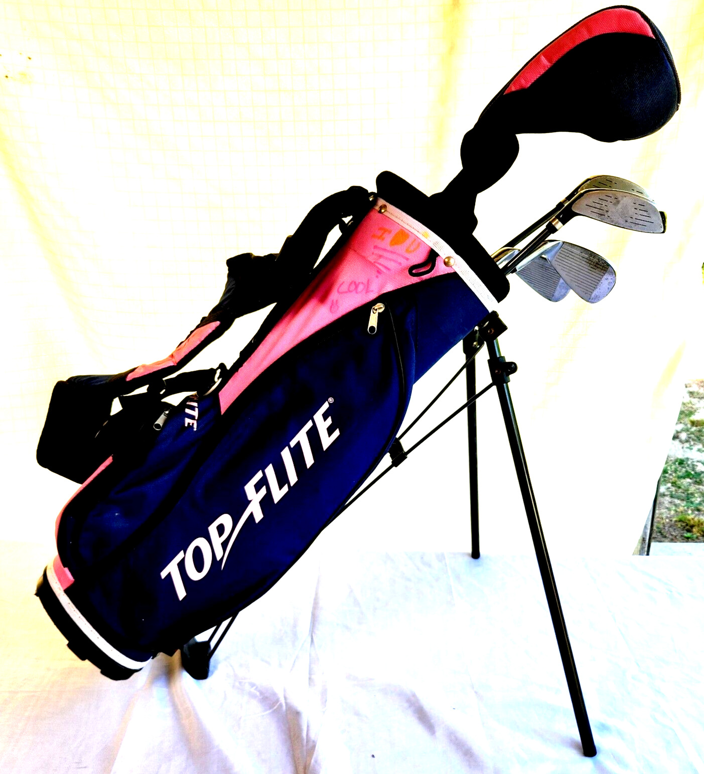 Top Flite Junior XL j Golf Club Set Right Hand + Stand Bag 5 clubs Pink