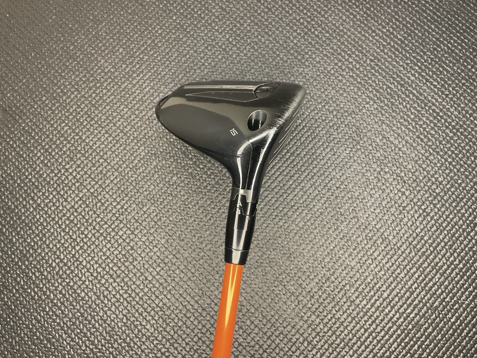 Titleist GT1 3 Wood 15° Graphite Design Tour AD DI-75 Stiff Tour Wrap Grip