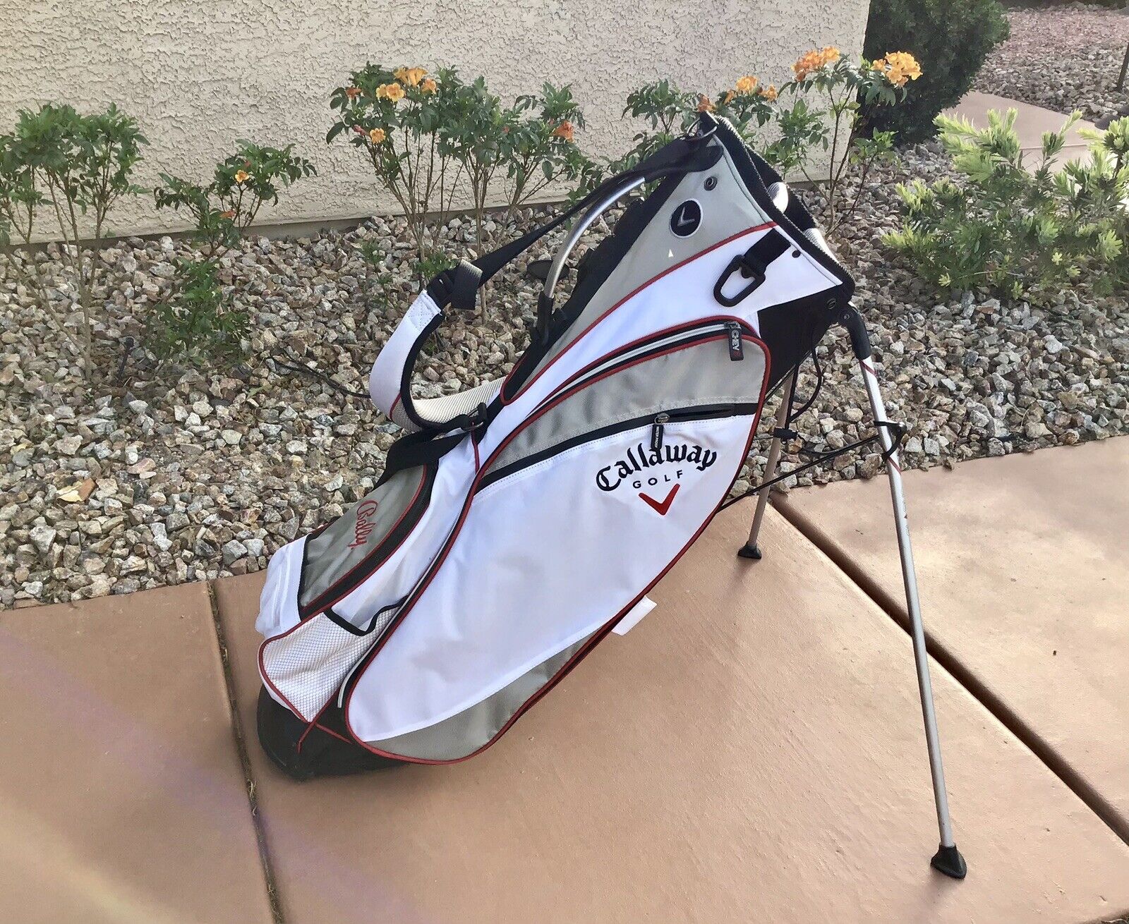Callaway Chev 18 Extra Lite Stand Golf Bag, Weighs 4.5 Lbs. 6 Way Top