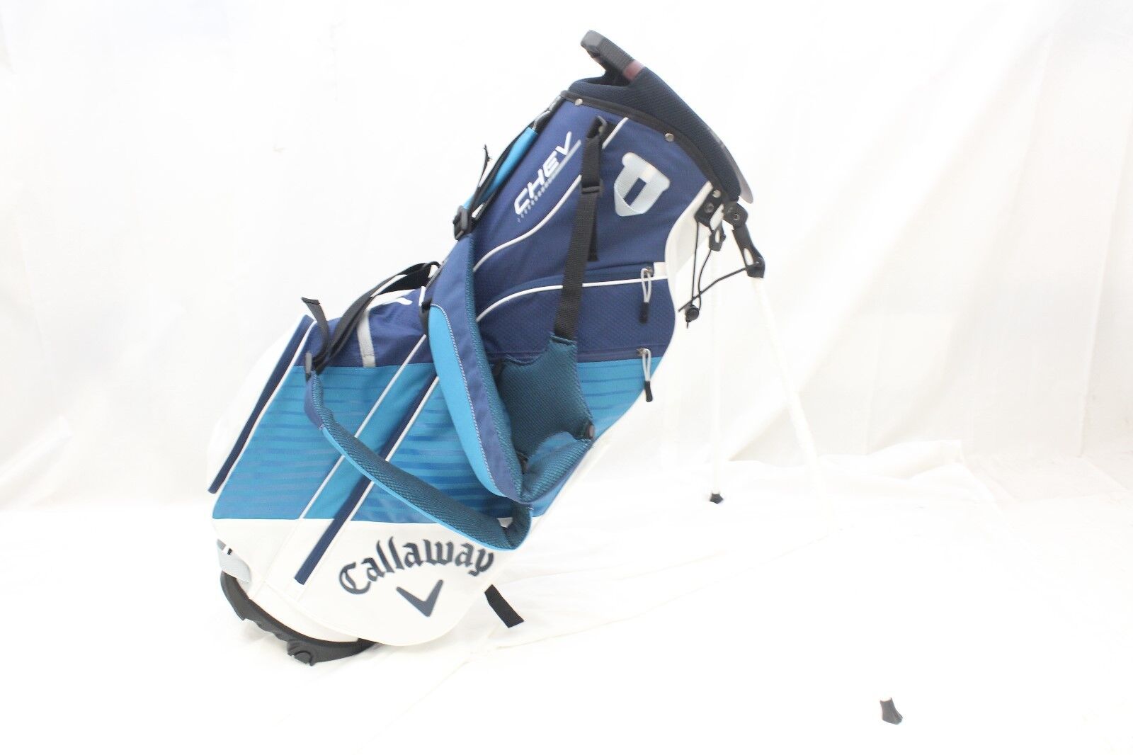 Brand New Callaway Chev 17 Golf Stand Bag Carry White Teal Navy 17