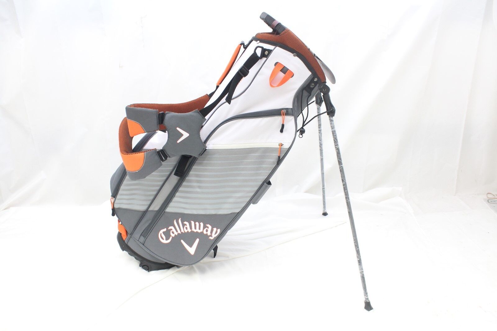 Brand New Callaway Chev 17 Golf Stand Bag Carry Titanium White Orange 17
