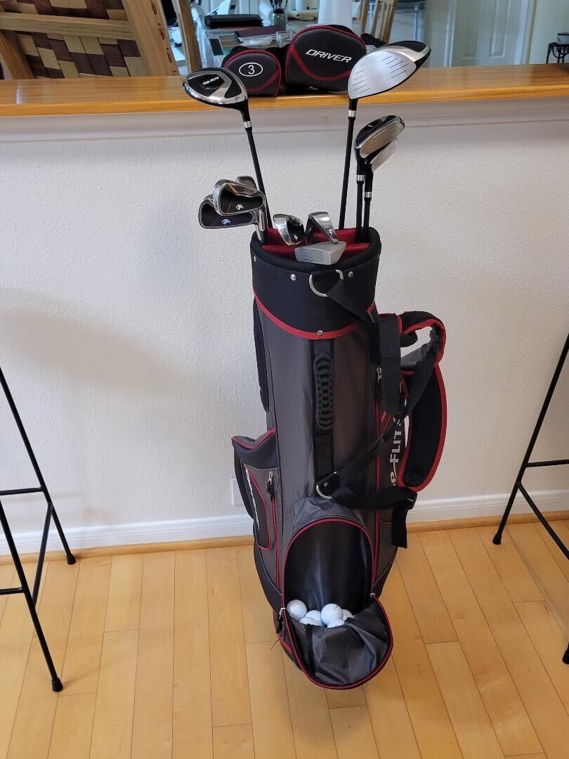 Beginner's Golf Club Set, Pristine condition, with Bag and balls 