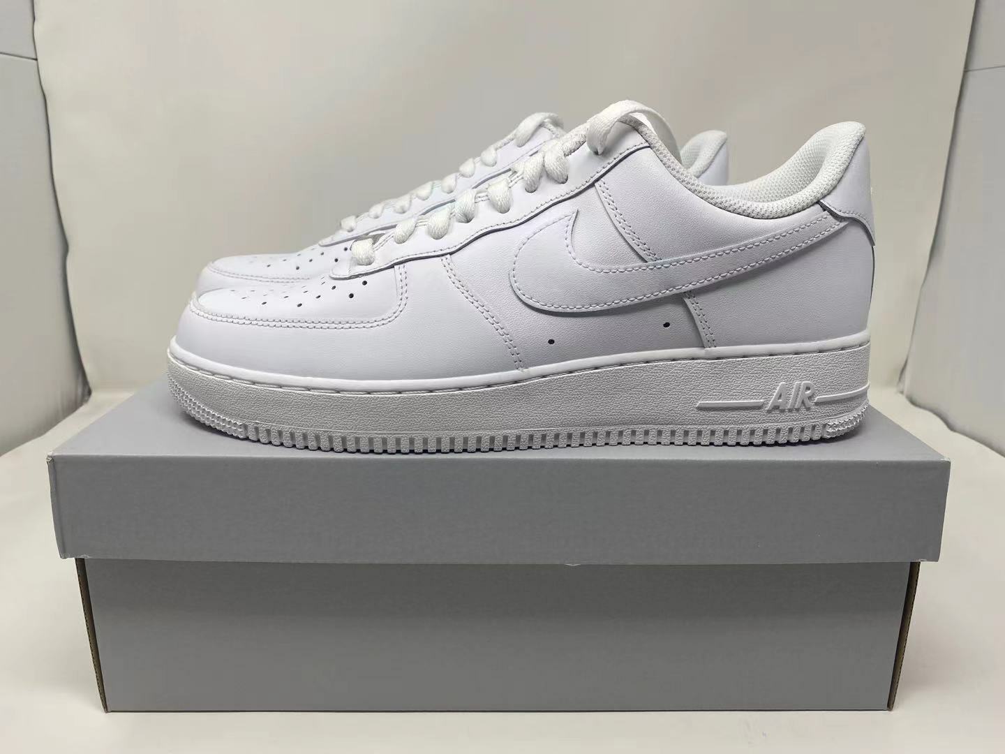 Nike Air Force 1 \'07 Low Men’s Triple White  ALL SIZES  6 to 15  New  CW2288-111