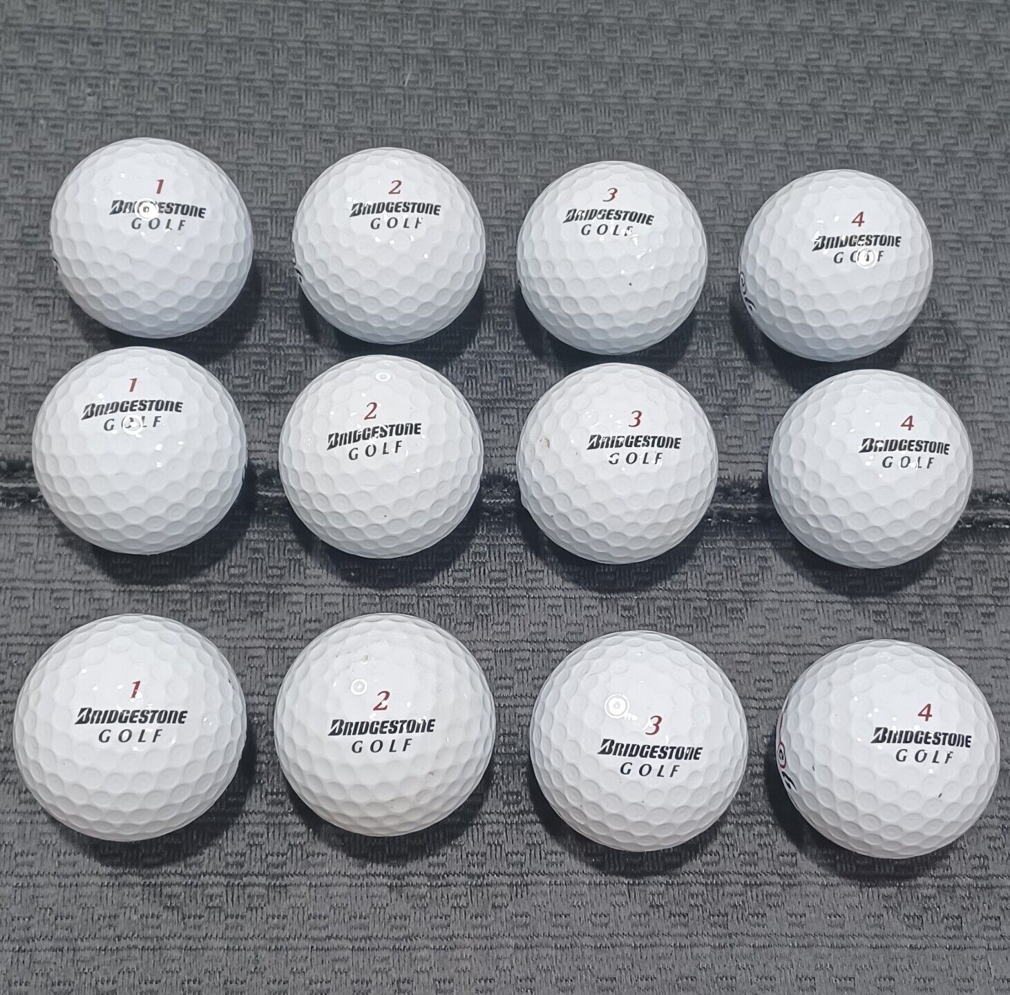 Bridgestone e6 and Treosoft golf balls. 29 Balls Pre-owned 