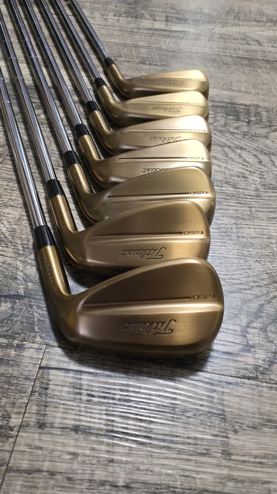 Titleist T250 Limited Edition Oil Can Iron Set 4-PW Right-Handed 