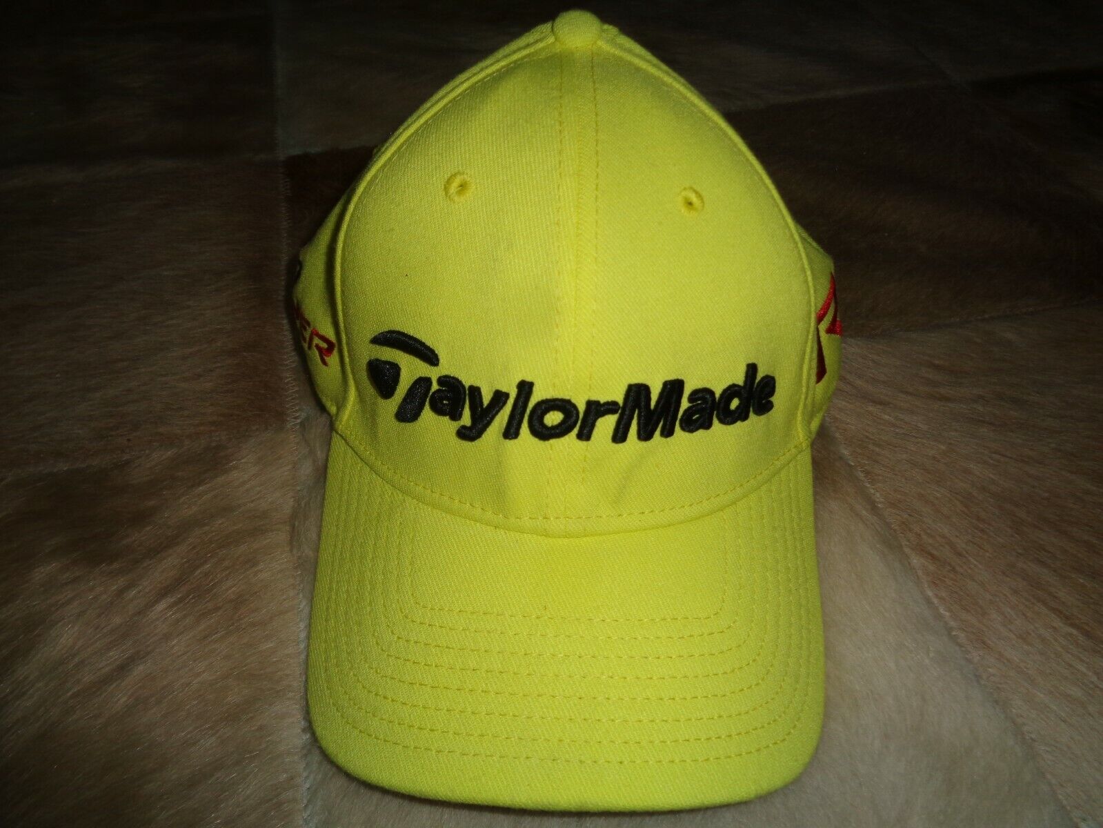 TaylorMade R15 Aero Burner Large/XL Golf Hat - FANTASTIC
