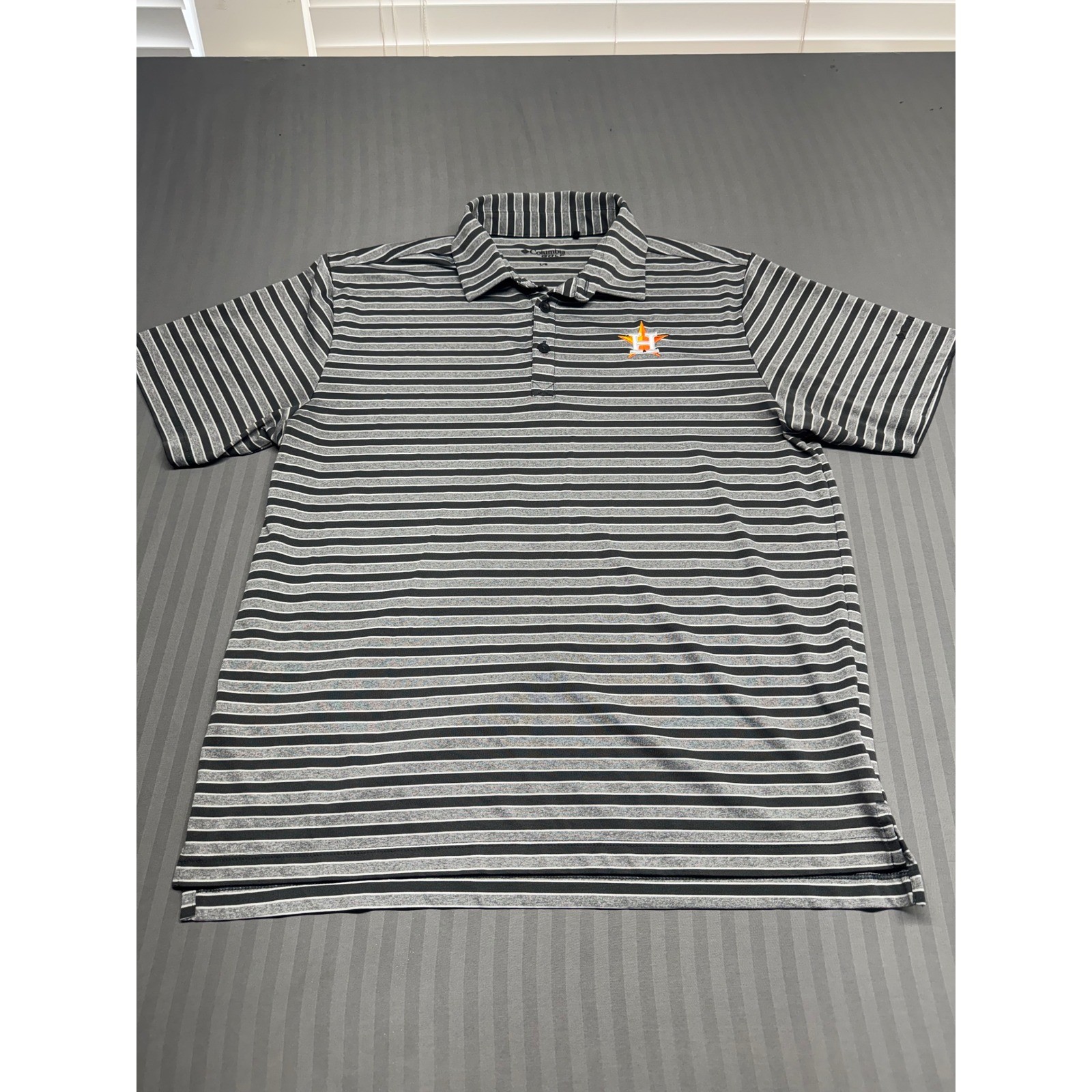 Columbia Golf Houston Astros Mens Large Polo Shirt Grey Black Striped MLB L/G Columbia Golf Houston Astros Mens Large Polo Shirt Grey Black Striped MLB L/G