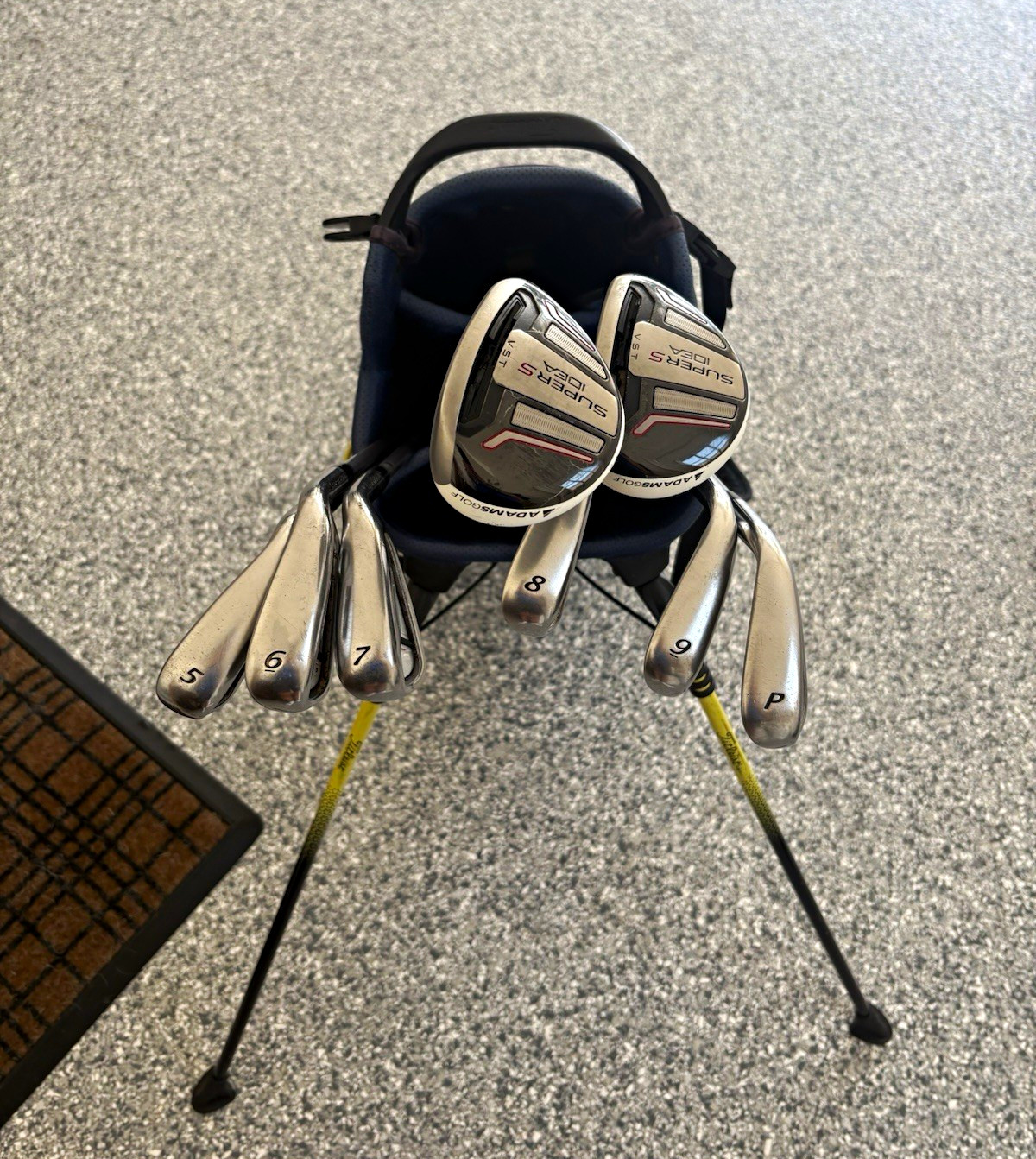 Adams Golf Super S RH Iron Set 8pc Hybrid-PW Reg Graphite Silver