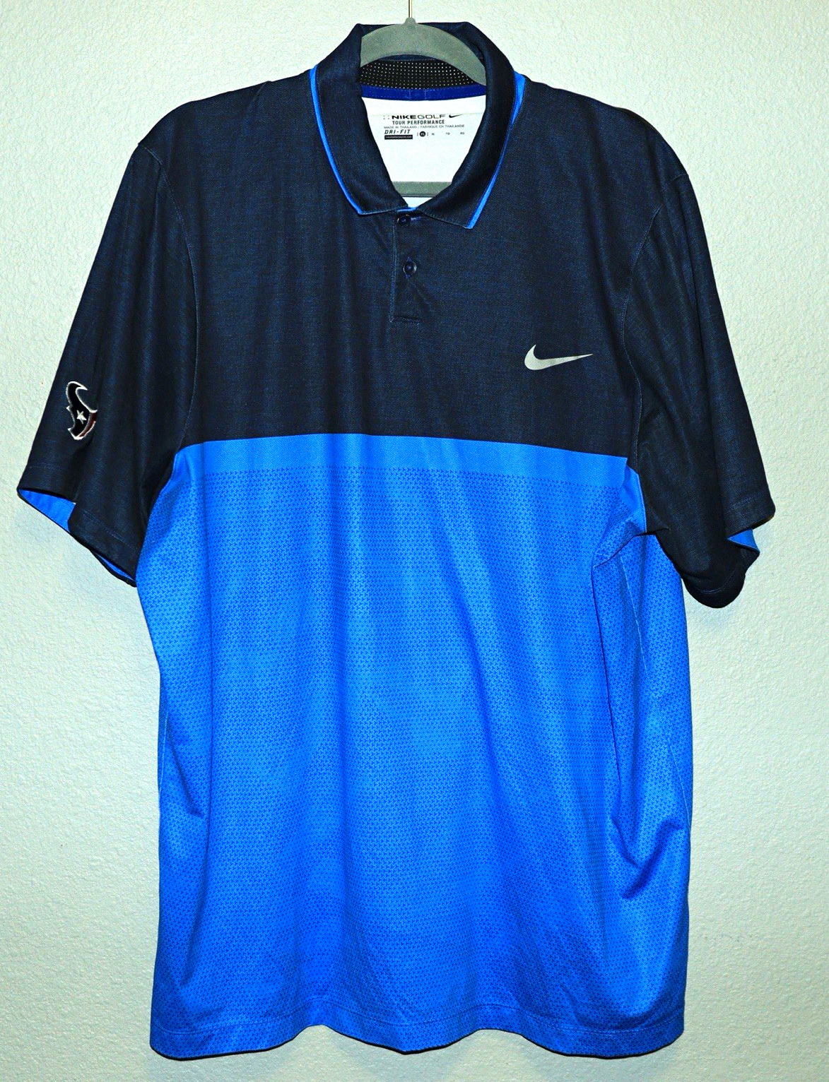 Nike Golf Tour Performance Dri-FIT Men\'s XL Blue/Black Colorblock Polo Logo Nike Golf Tour Performance Dri-FIT Men\'s XL Blue/Black Colorblock Polo Logo