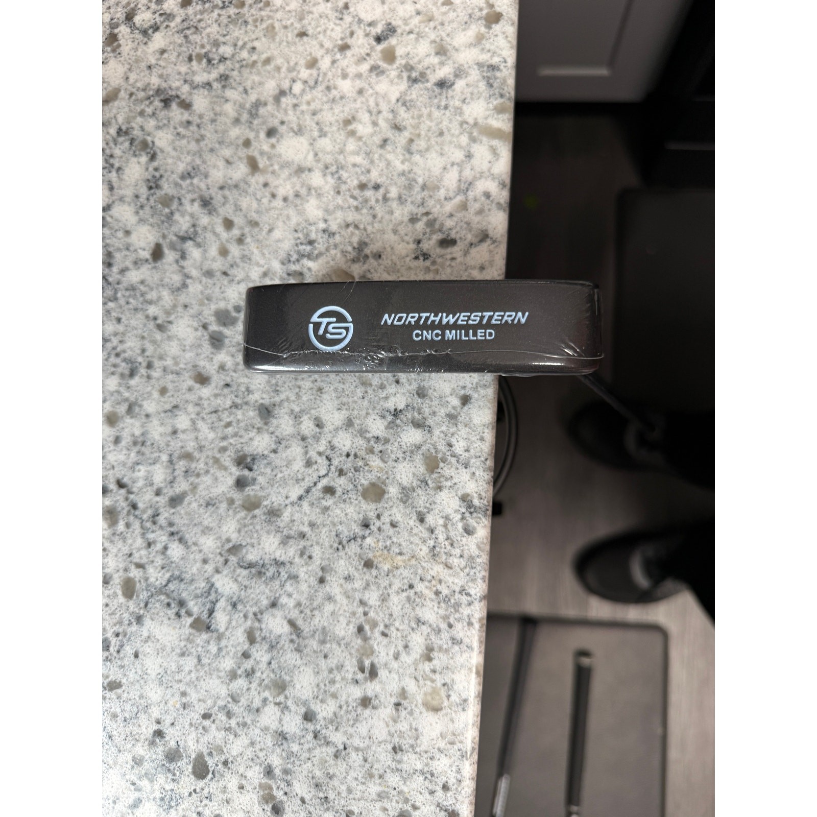 Northwestern Tour Series CNC Milled Blade Putter RH w/ Headcover