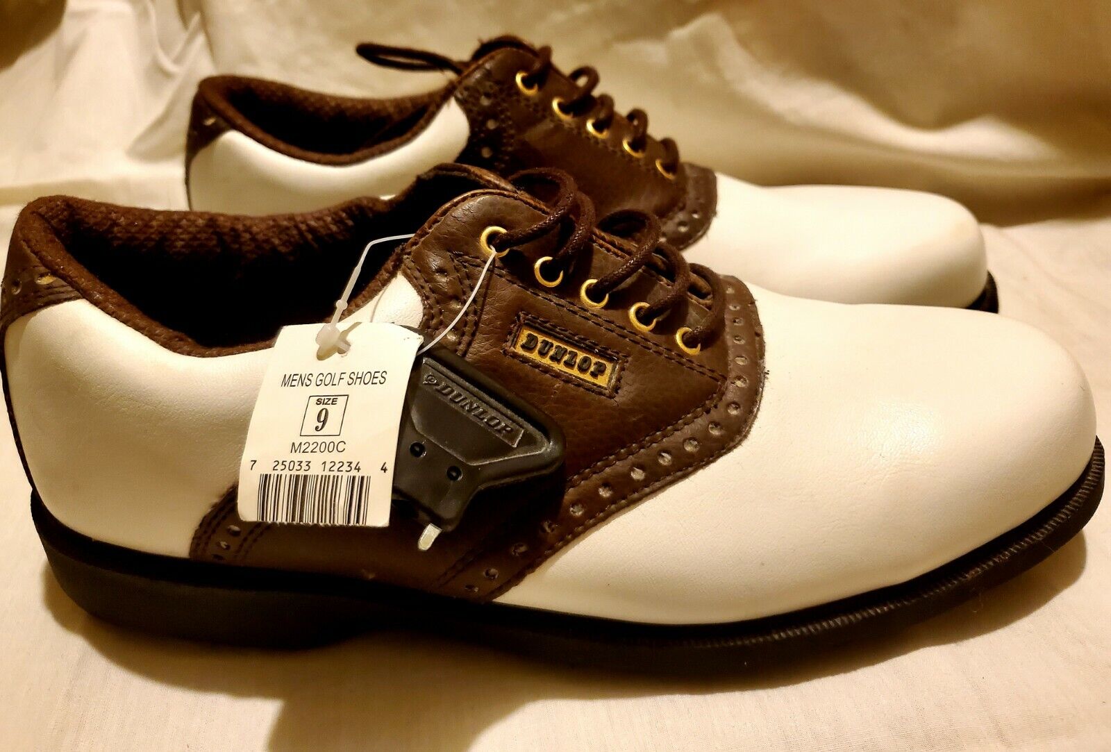 Dunlop Classic Saddle Cleat Mens Golf Shoes Size 9 M2200C White and Brown NWT