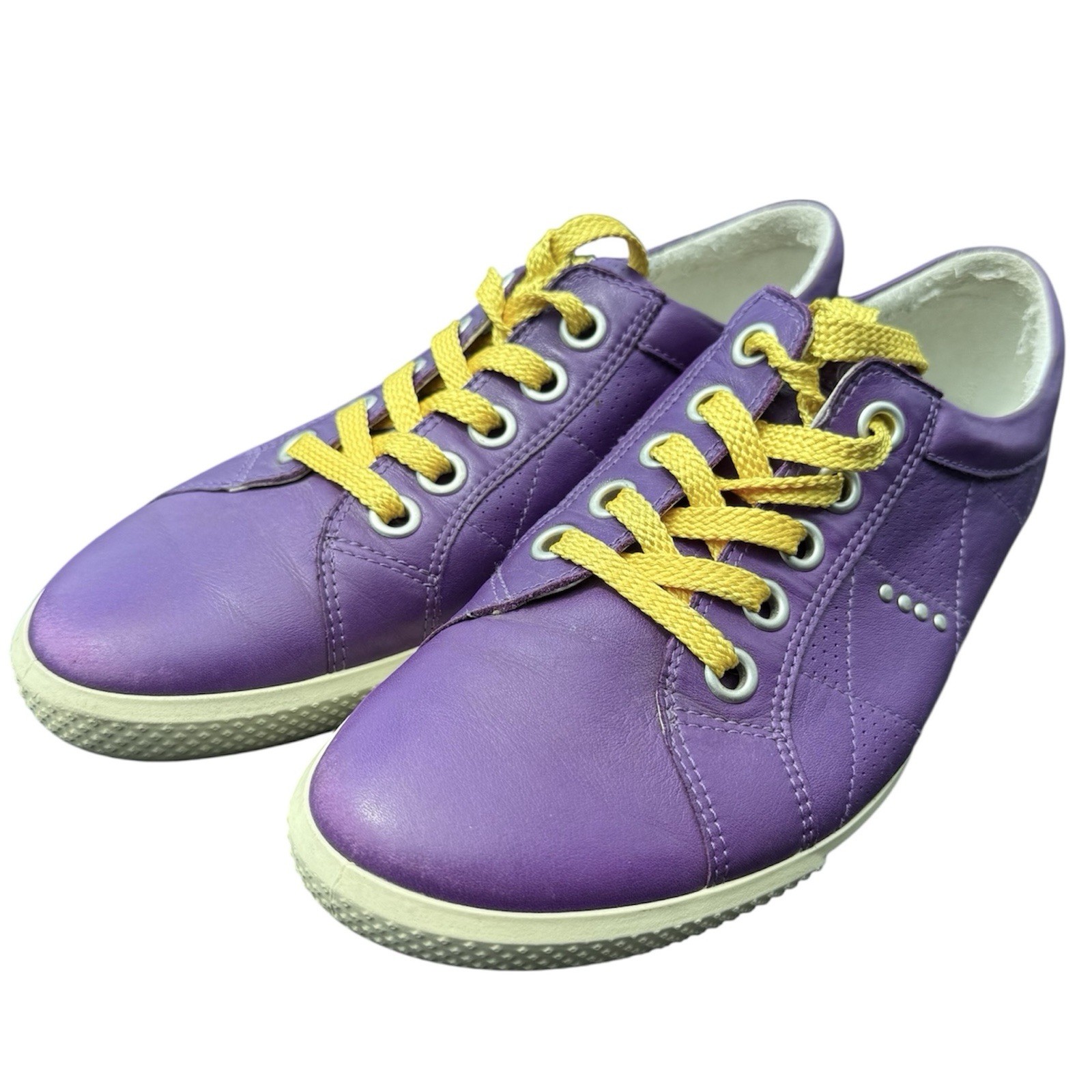 ECCO Spikeless Golf Shoe Size 40 Imperial Purple LSU Colors ECCO Spikeless Golf Shoe Size 40 Imperial Purple LSU Colors