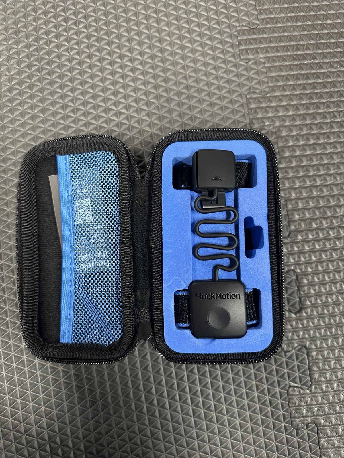 HackMotion 3 Core Golf Wrist Training Sensor – Pre-Owned, Barely Used HackMotion 3 Core Golf Wrist Training Sensor – Pre-Owned, Barely Used