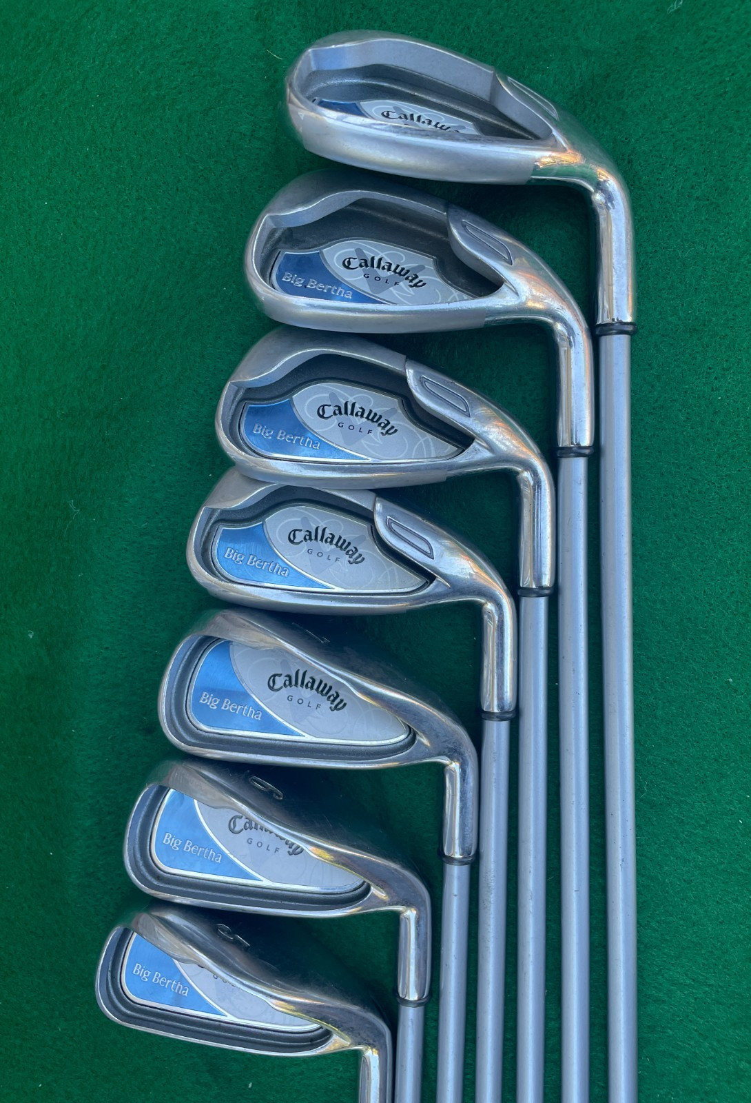 Callaway Big Bertha 2008 Iron Set 5-PW-SW, Ladies Womens Flex 55g Graphite, RH Callaway Big Bertha 2008 Iron Set 5-PW-SW, Ladies Womens Flex 55g Graphite, RH