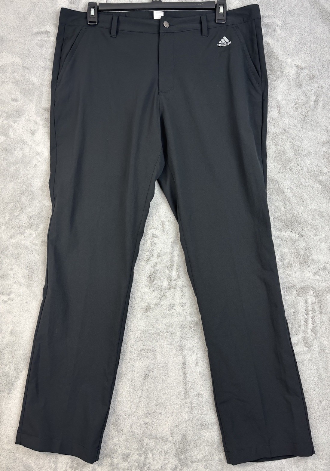 Adidas Men’s Tapered Leg Golf Pants NWOT Size 38X32 Black Adidas Men’s Tapered Leg Golf Pants NWOT Size 38X32 Black