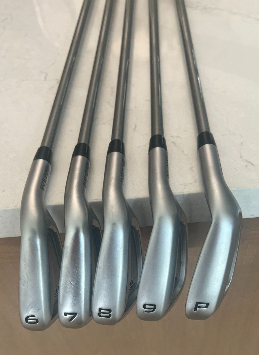 BETTINARDI CB24 Irons with upgraded Aerotech shafts - Truly MINT BETTINARDI CB24 Irons with upgraded Aerotech shafts - Truly MINT