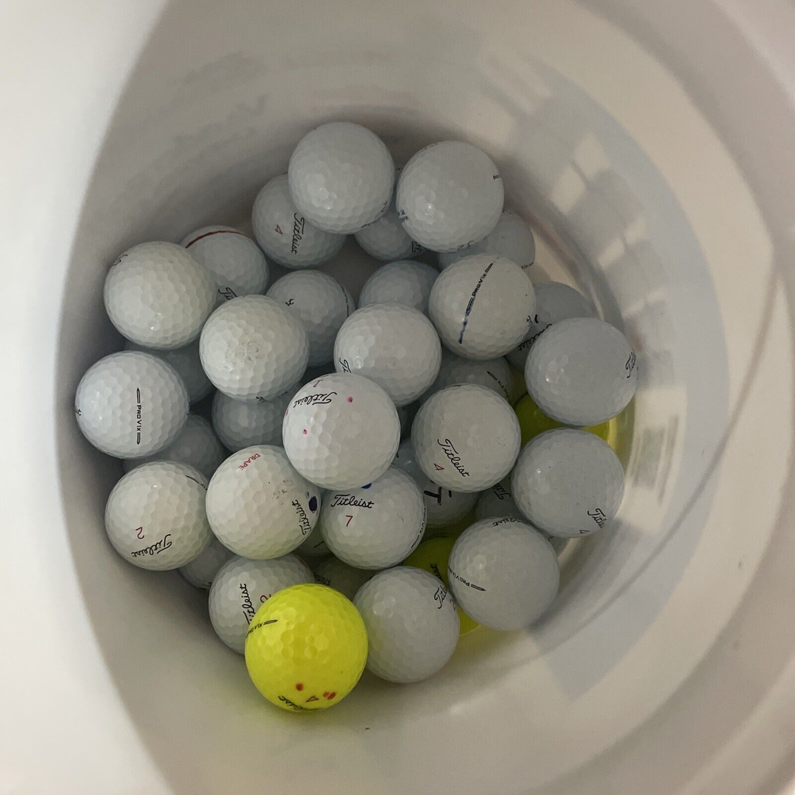 Pro V1x Golf Balls. Sold By The Dozen