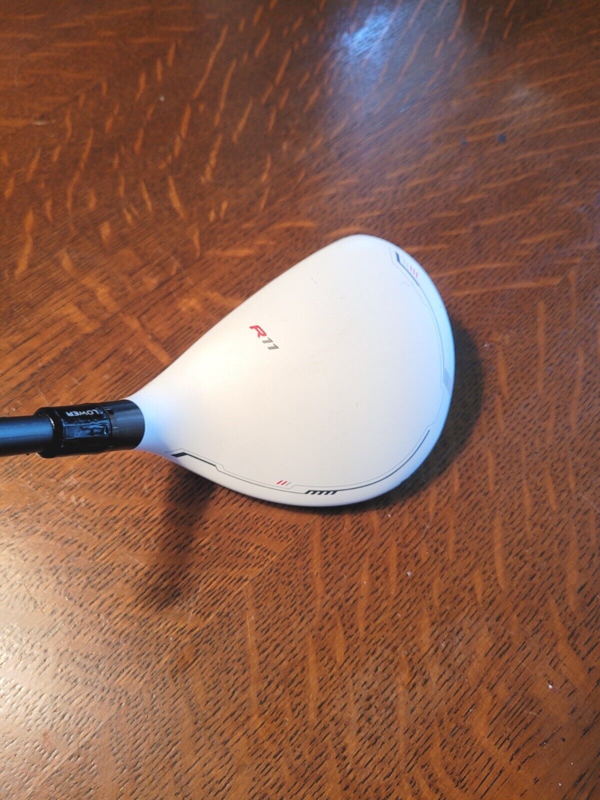 TaylorMade R11-S 4 Wood 17* RH Head. Includes the TaylorMade shaft adapter