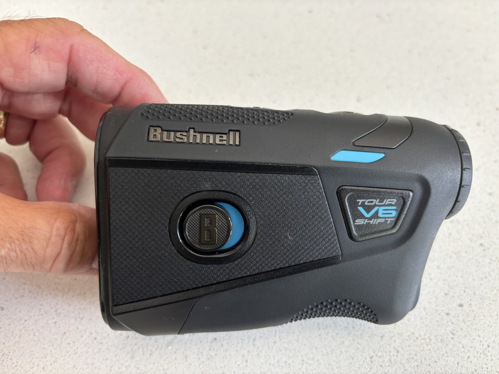 *EXCELLENT* BUSHNELL TOUR V6 SHIFT LASER GOLF RANGEFINDER  SLOPE & MAGNETIC GRIP