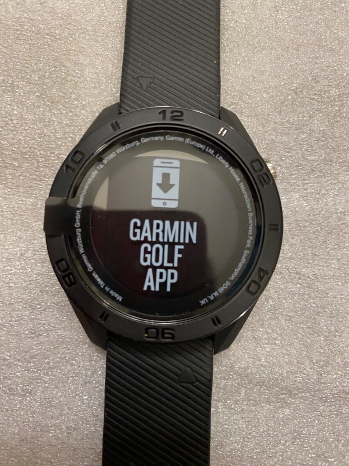 Garmin s60 premium gps golf watch with touchscreen display with extra straps