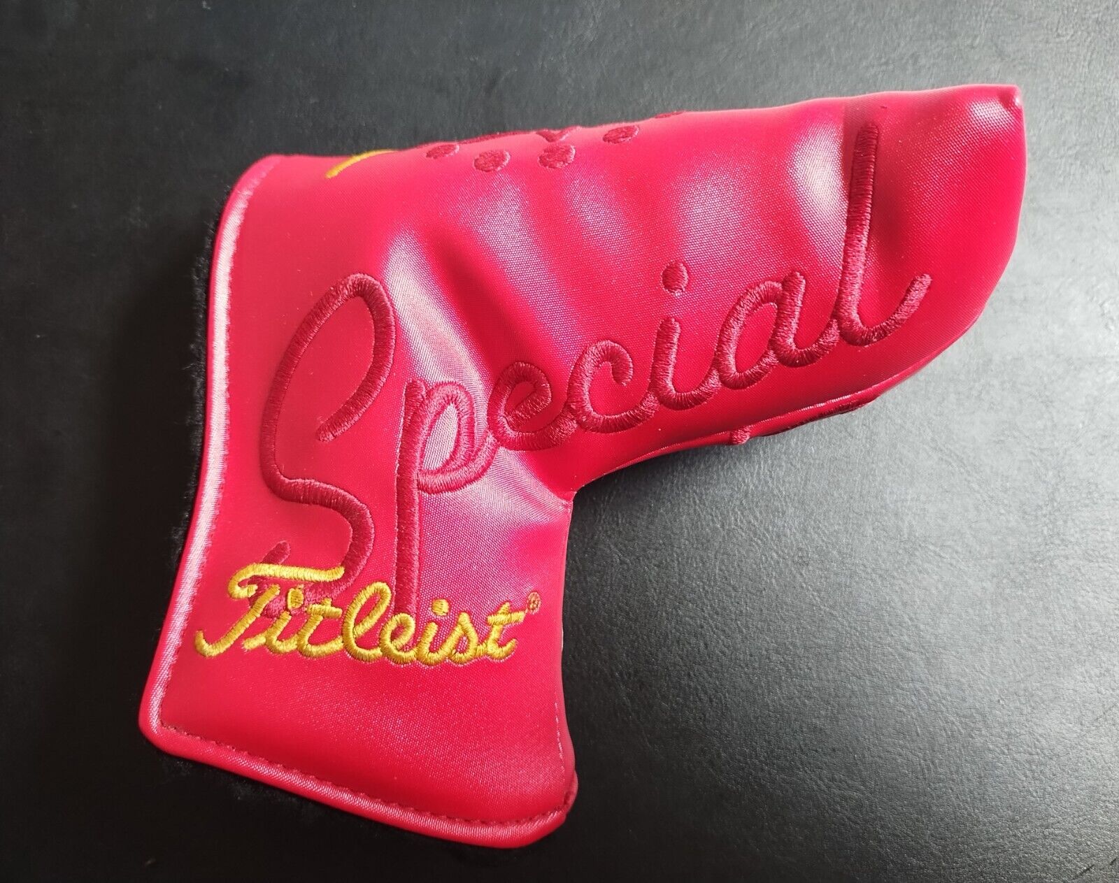 Scotty Cameron Special Select Newport Red Headcover