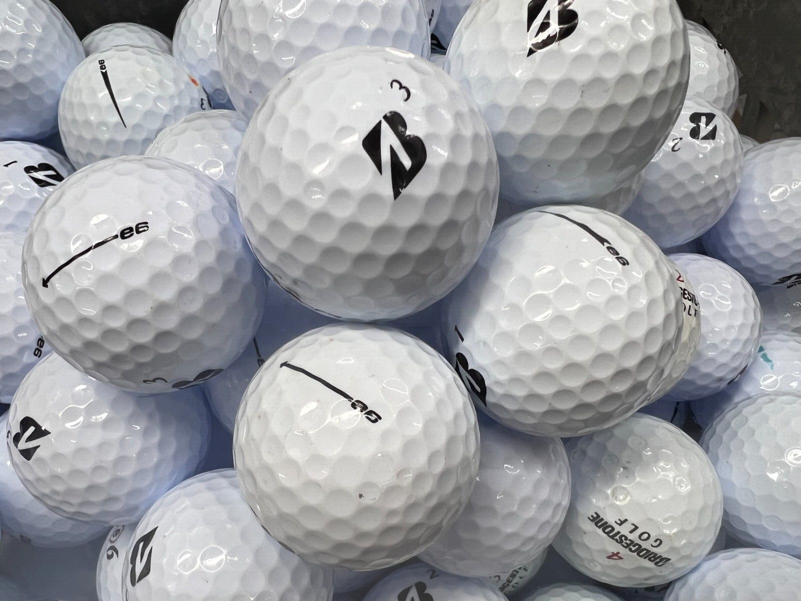 24 Near Mint Bridgestone E6 AAAA Used Golf Balls