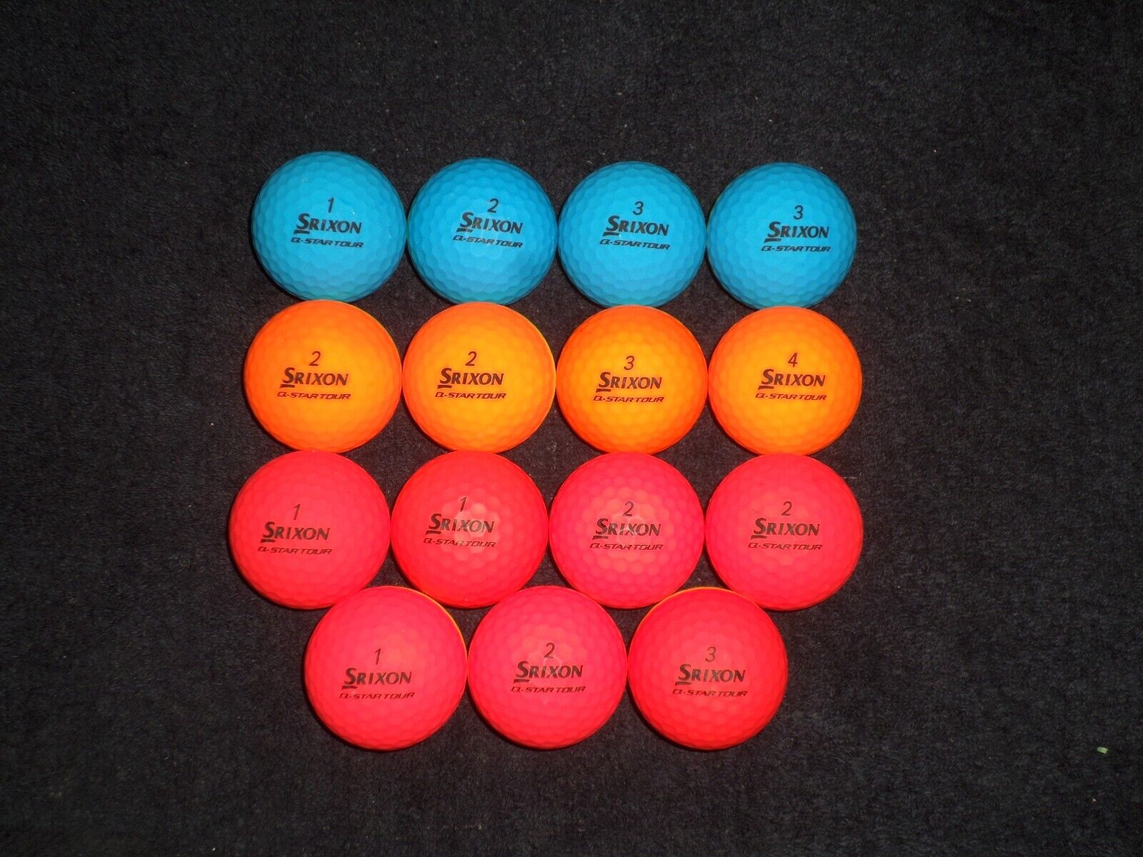 15 Srixon Q Star Tour Matte Divide Golf Balls