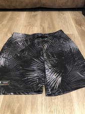 Under Armour Gym Shorts Men's Active-Wear Workout Gray Hawaiian Theme XL Loose picture