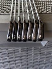 WILSON STAFF Ci11 IRONS 4-PW - 7 Club Set R-Flex picture