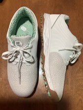 New Balance Fresh Foam Women’s Golf Shoes 7.5b picture