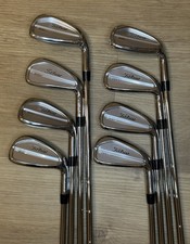 Titleist T200 Silver Iron Set – 4-pw + 48° | Right Hand | Dynamic Gold 105 S300 picture